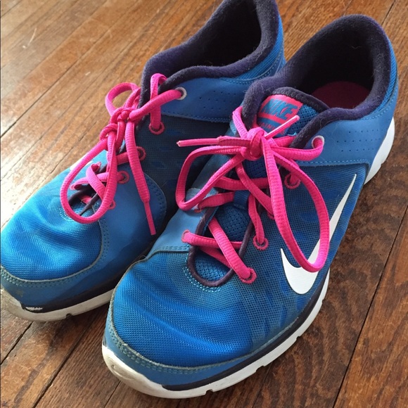 Nike Training Shoes - Picture 2 of 6